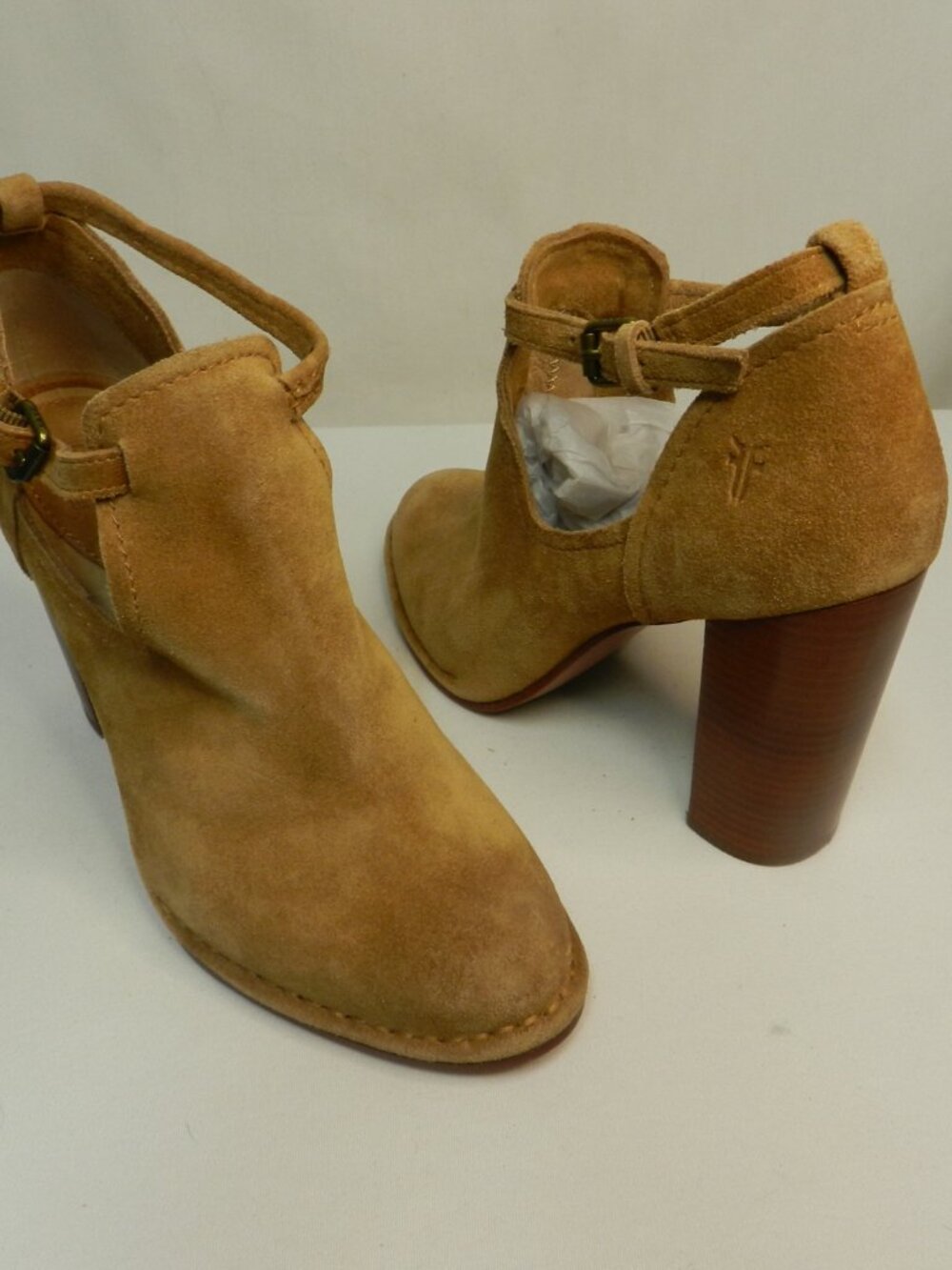 Frye Suede Margaret booties shooties boots shoes buckle heels brown Size Sz 8.5